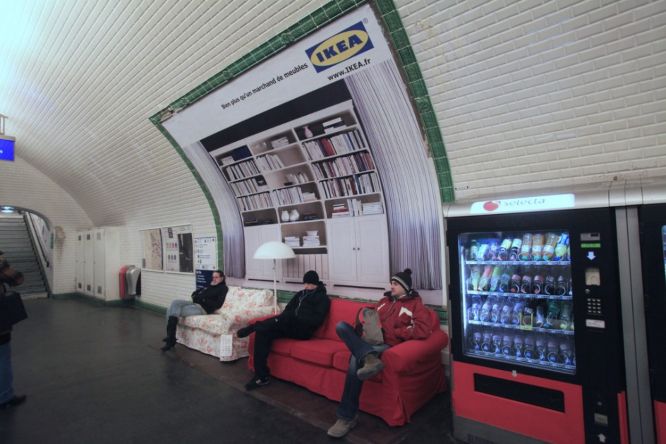 guerrilla marketing - ikea paris subway